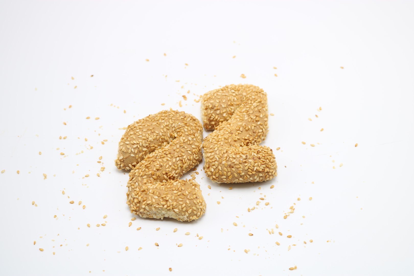 hassoon-bakery-s-shape-sesame-cookies