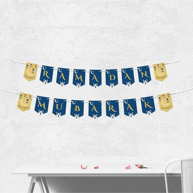 ramadan-mubarak-banner-decor